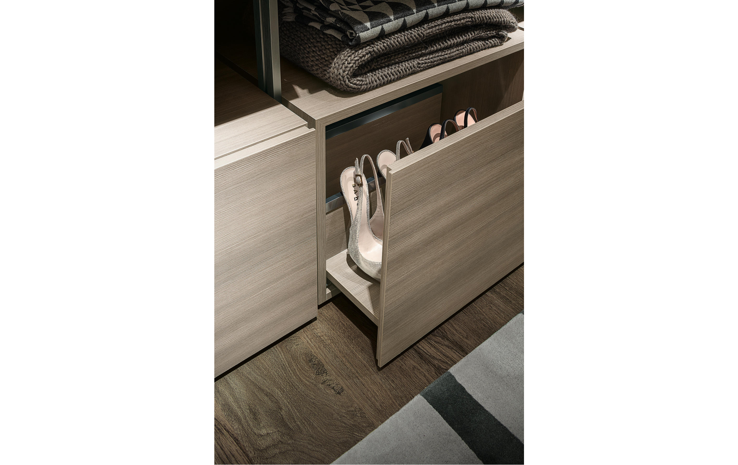 Гардеробные системы HANGAR от Lema