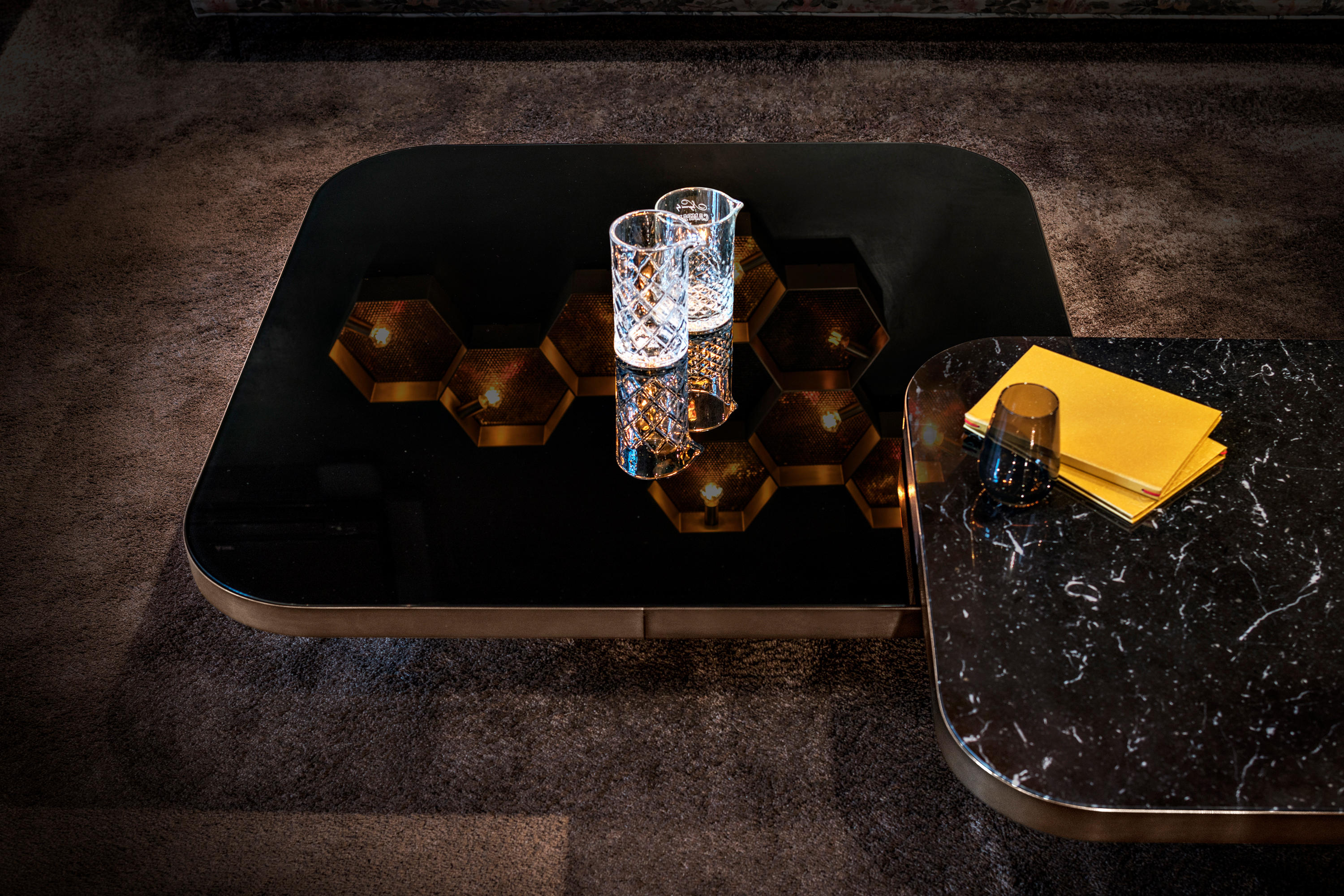 Журнальные столики BOW от Classicon