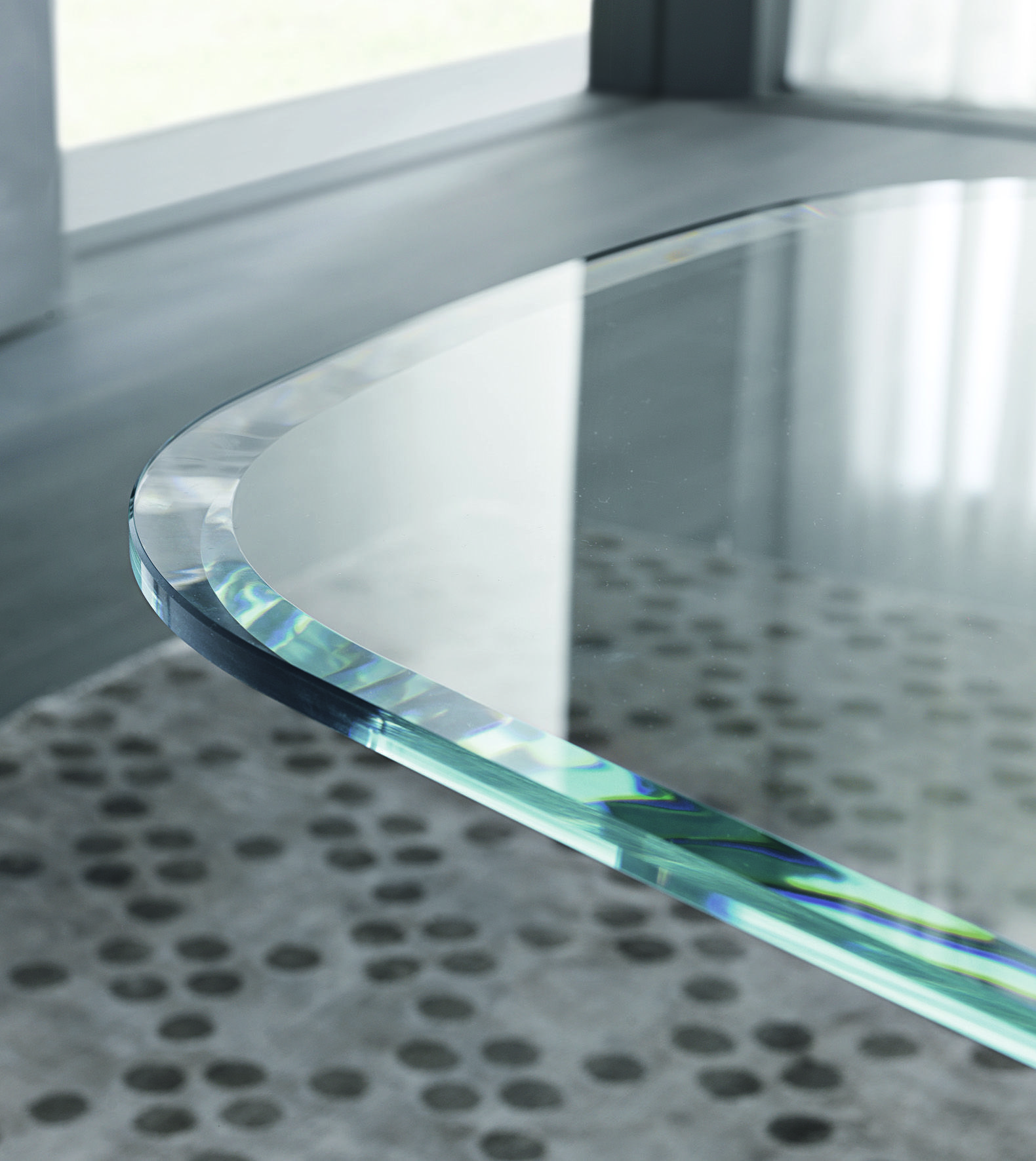 Обеденный стол Ala