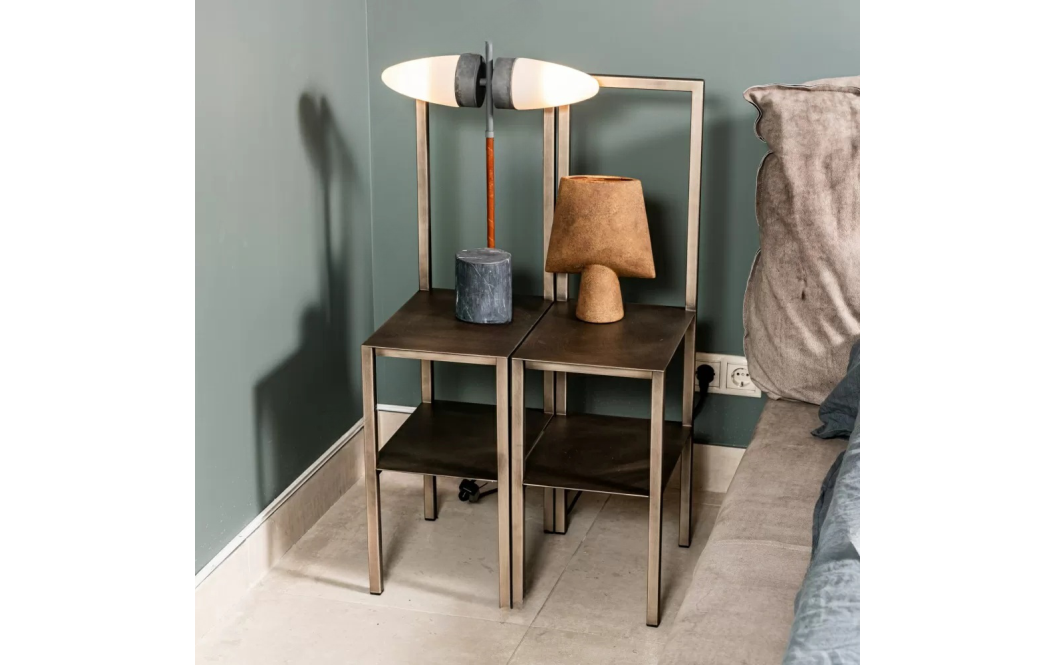 Напольная вешалка, прикроватный стул, столик SERVOMUTO от Flou