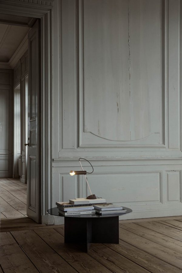 Настольная лампа MODEL 566