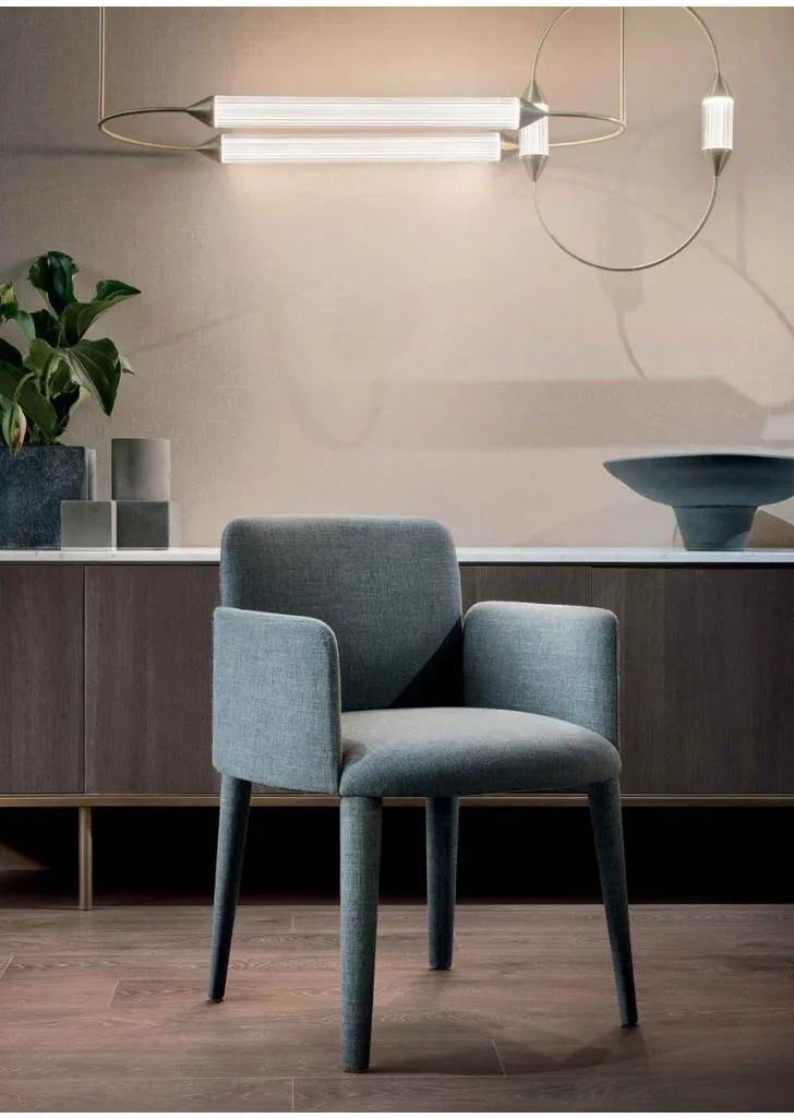 Cтул, кресло BABI с подлокотниками от Lema