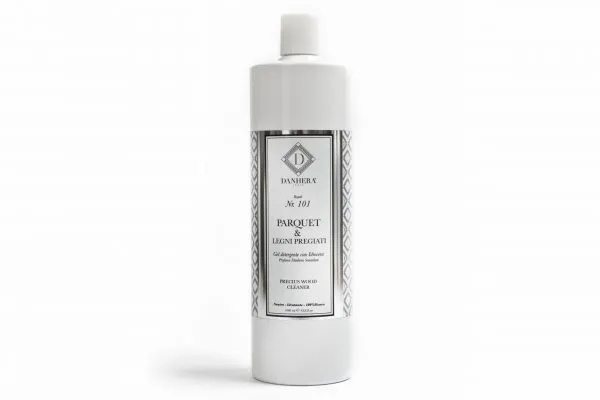Средство №101 по уходу за паркетом и поверхностями из ценных пород дерева с ароматом Сандалового дерева; Danhera Italy; 1000 мл