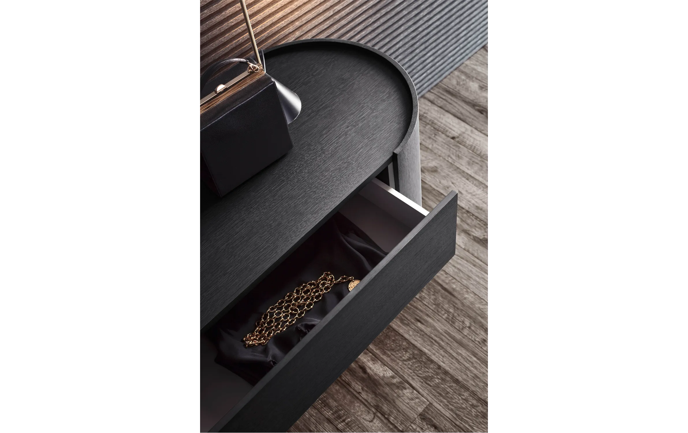 Комод на ножках DEDALO от Pianca