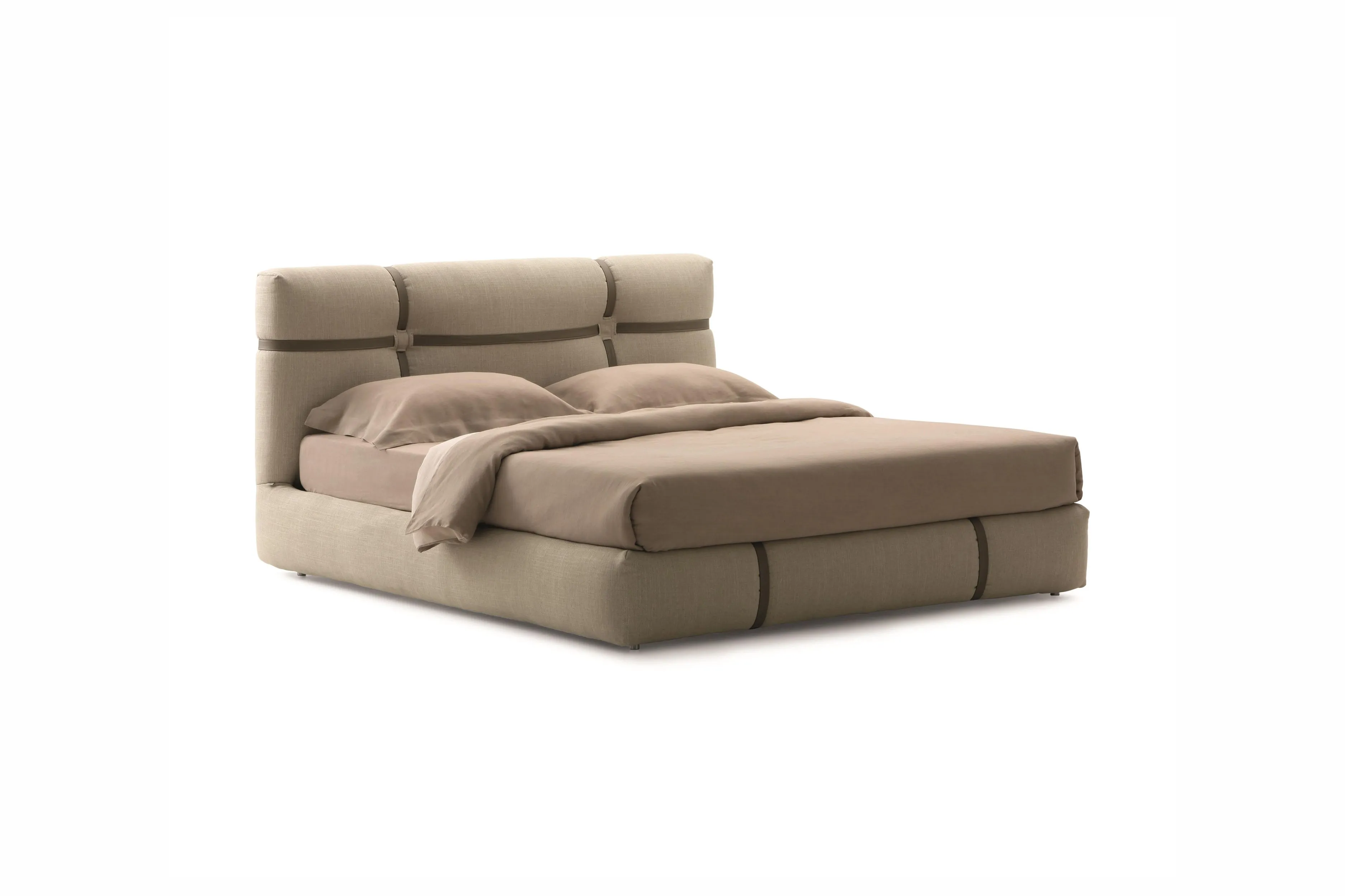 Кровать NEW BOND от Flou