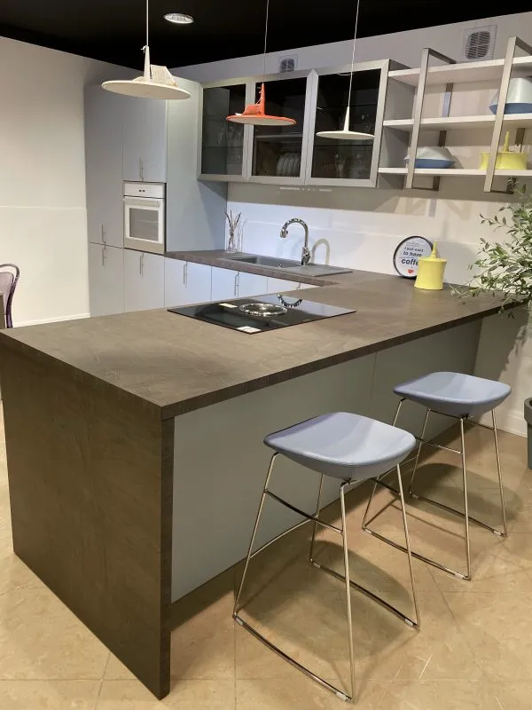 Итальянская кухня LAB13 Plana Blue. Экспозиция.