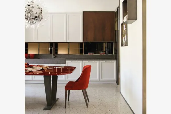 Кухня CASHMERE Rosso Tiziano в неоклассическом стиле